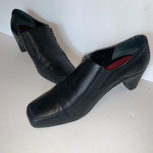 Aerosoles At Last Black Leather Loafers
